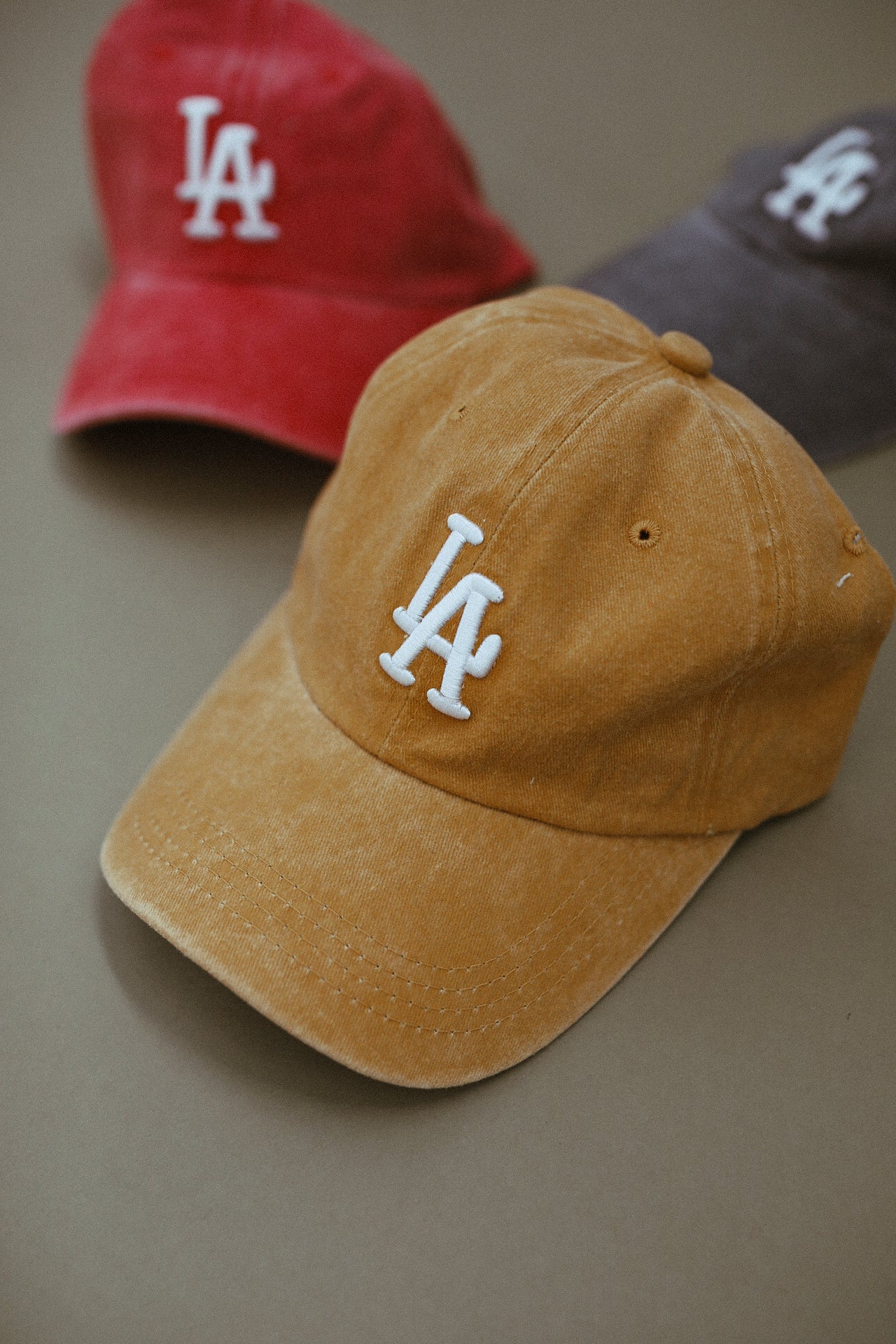 47 Brand X Carhartt Los Angeles Dodgers Dad Baseball Hat in Brown